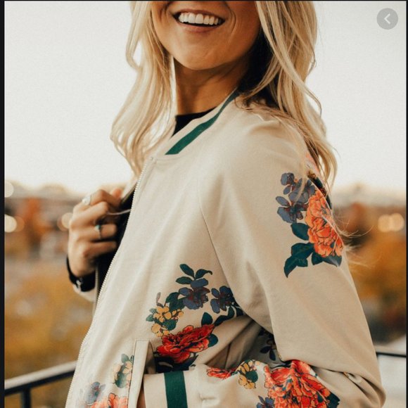 Roolee Japan Vegan Leather Bomber - Picture 3 of 9